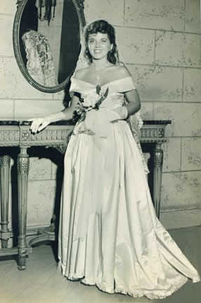 Jeanne in her wedding dress